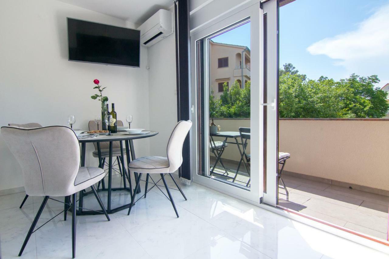 Apartments Edi & Tea Malinska Extérieur photo