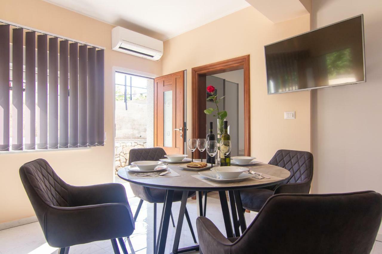 Apartments Edi & Tea Malinska Extérieur photo