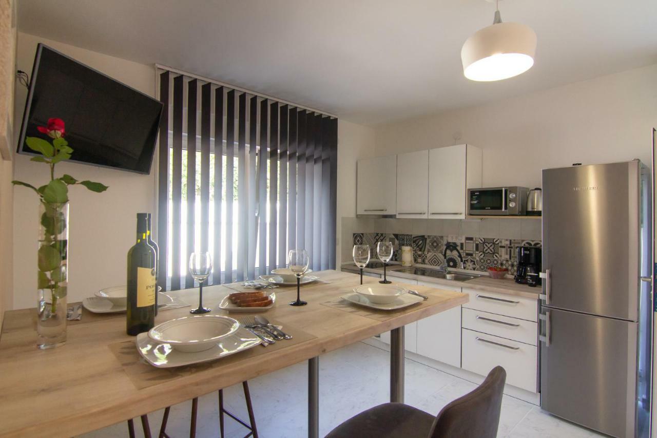 Apartments Edi & Tea Malinska Extérieur photo