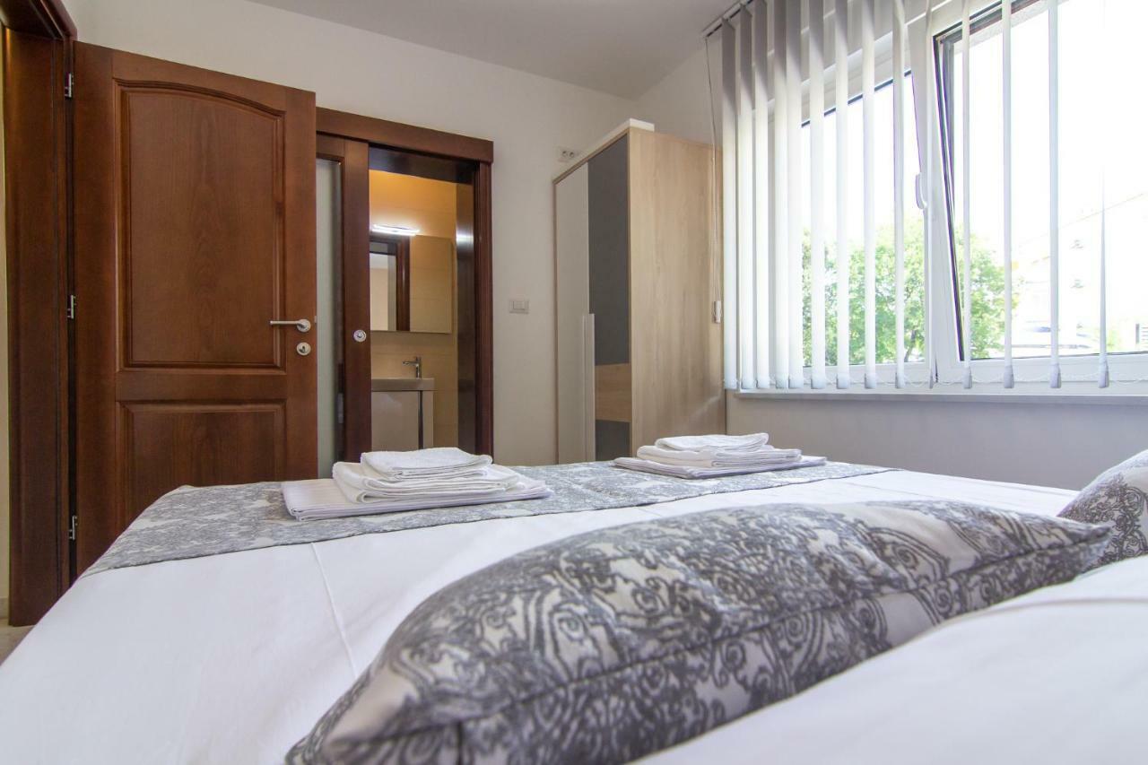 Apartments Edi & Tea Malinska Extérieur photo